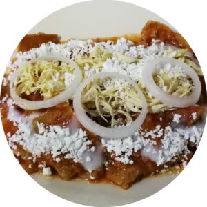 Chilaquiles Rojos con Pollo