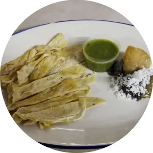 Fajitas de pollo con frijolitos (en Desayuno Escolar)